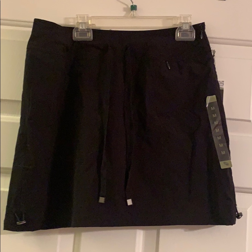 Black skort stretch woven